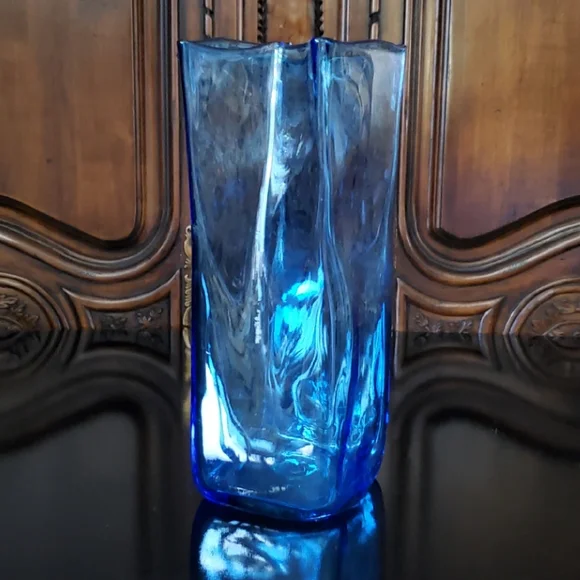 1980s Blenko 10 1/4" Azure Blue 💙 Paper Bag Vase - Picture 4 of 12